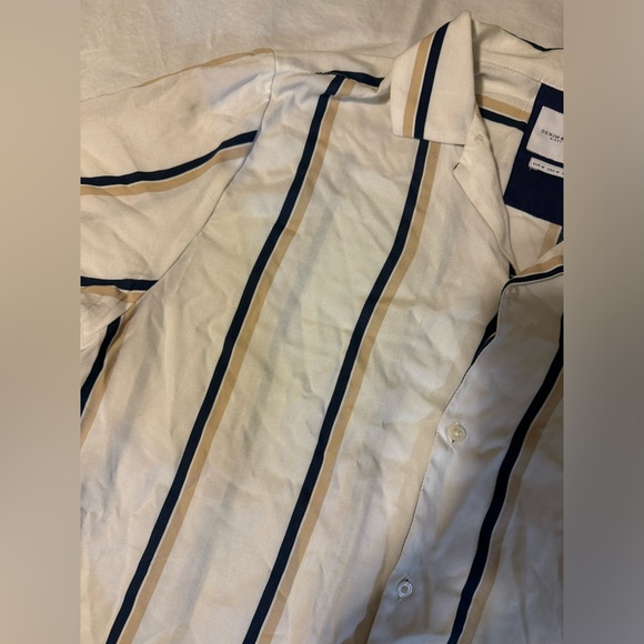 Denim and Flower Button Down - Picture 2 of 11